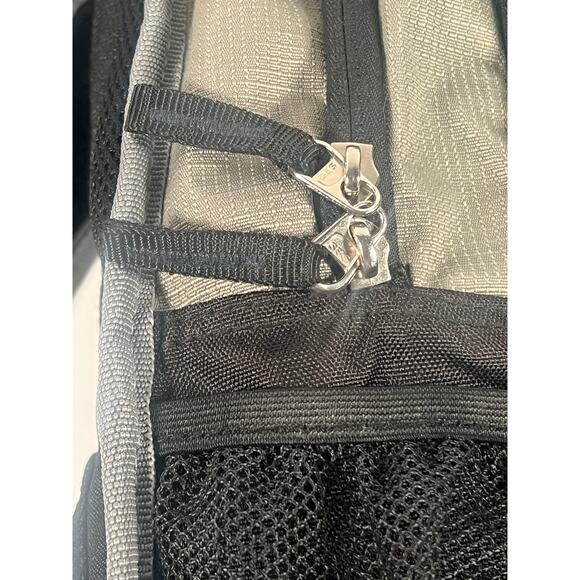 Wenzel Air Channel Blue/Gray Hiking Camping Backpack 16 x 8 x 4 - Picture 13 of 16